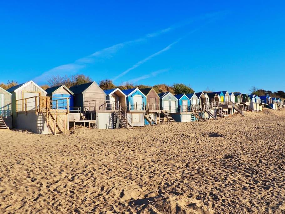 Beach Front Apartment Pwllheli Exterior foto